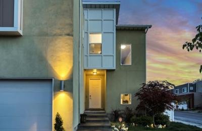 2+1 Apartment Near Metro in Batıkent